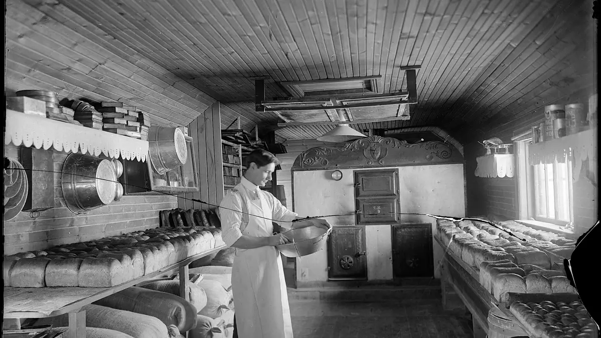 Gordon's – bakery in Knighton Fields, Leicester